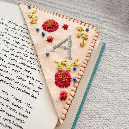 Litthing Hand Embroidered Corner Bookmark, 26 Letters Personalised Bookmarks Women Seasons Book Marks Felt Triangle Bookmark Gifts for Book Lovers Men Kids